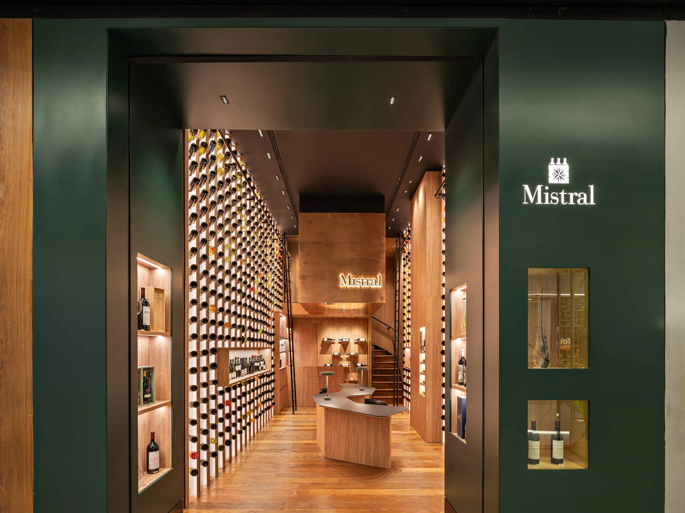 Mistral Shopping JK